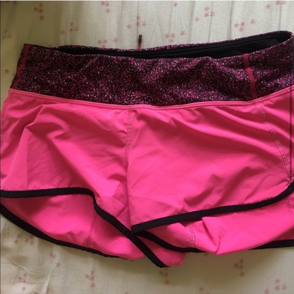 Lululemon speed shorts 2.5” - Picture 3 of 4